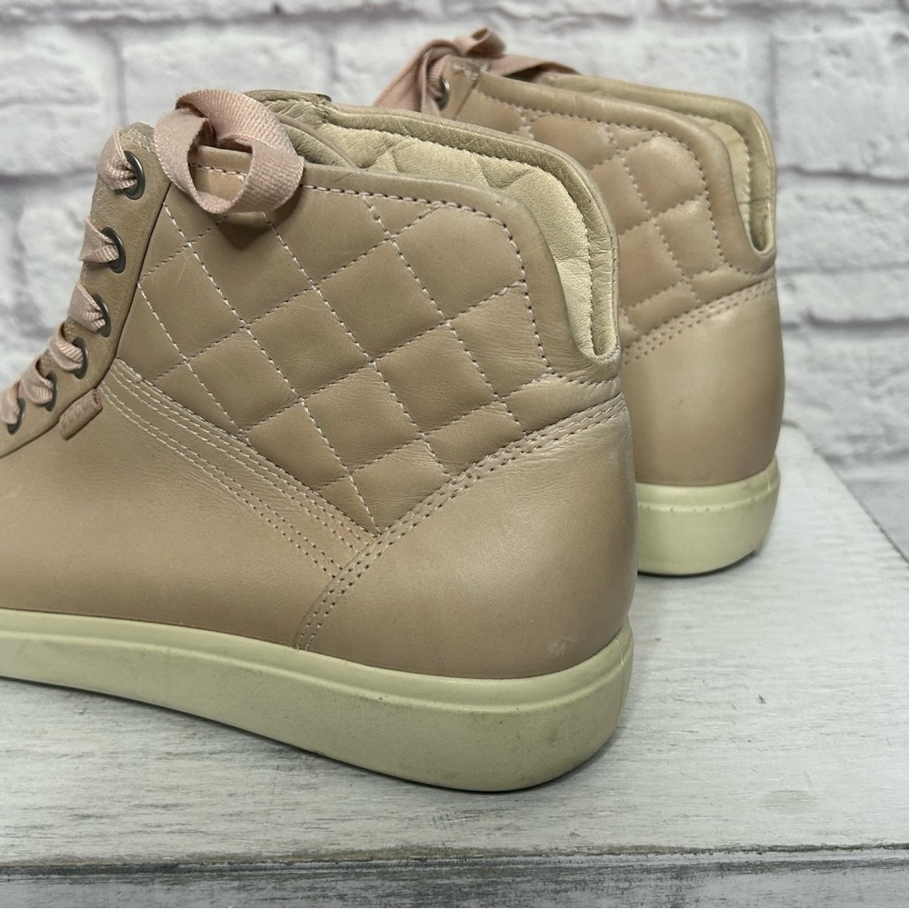 ECCO Quilted High Top Fashion Sneaker in Rose Dust - Picture 11 of 16